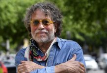 Előbb betiltották, utána rejtegették! 50 év után végre Presser Gábor a kezében tarthatja az LGT eltitkolt aranylemezét